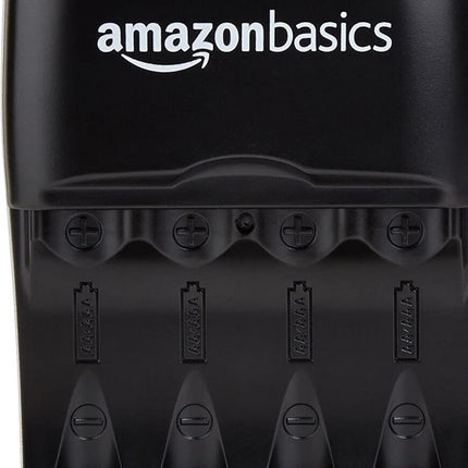 شاحن بطاريات Amazon Basics لبطاريات AA و AAA نيكل-ميتال هيدريد (Ni-MH) مع منفذ USB