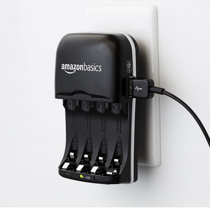 شاحن بطاريات Amazon Basics لبطاريات AA و AAA نيكل-ميتال هيدريد (Ni-MH) مع منفذ USB